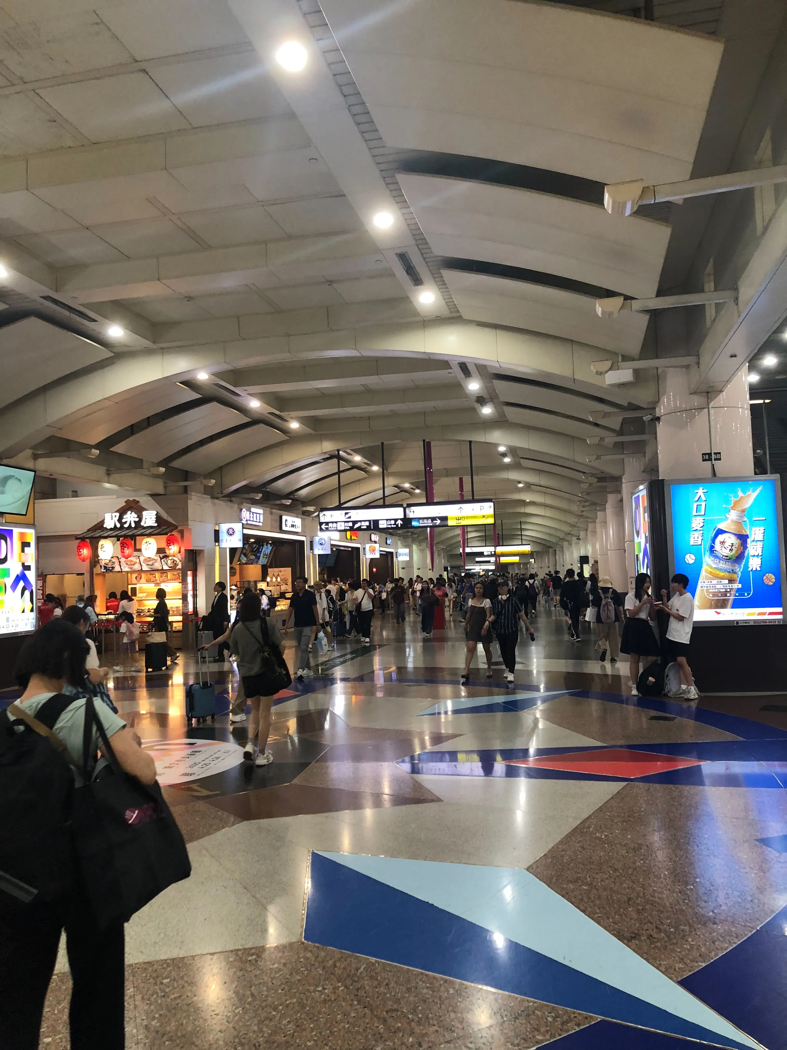 捷運板橋站